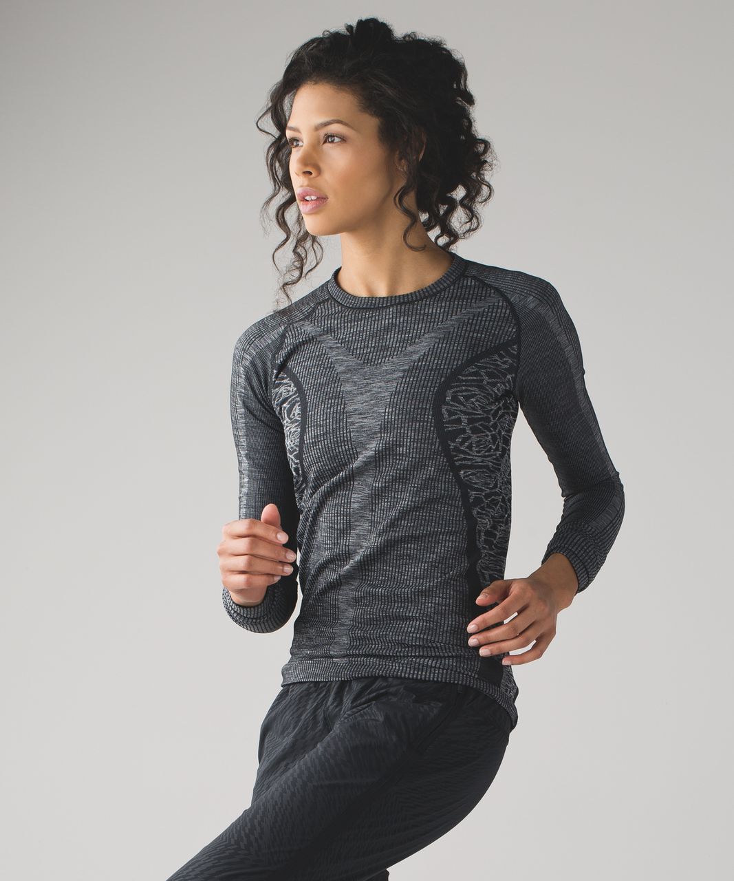 Lululemon Rest Less Pullover - Heathered Black (First Release)