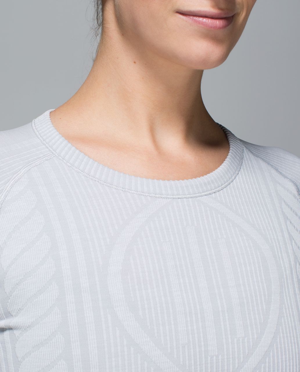 Lululemon Rest Less Pullover - Heathered Silver Spoon