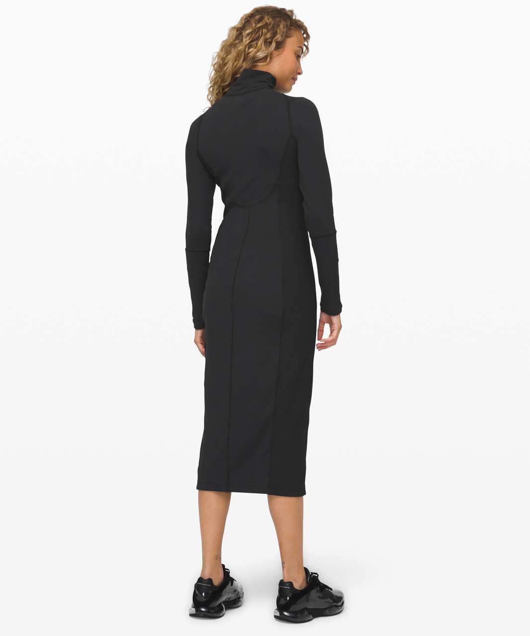 Lululemon Cinch It Dress In Black