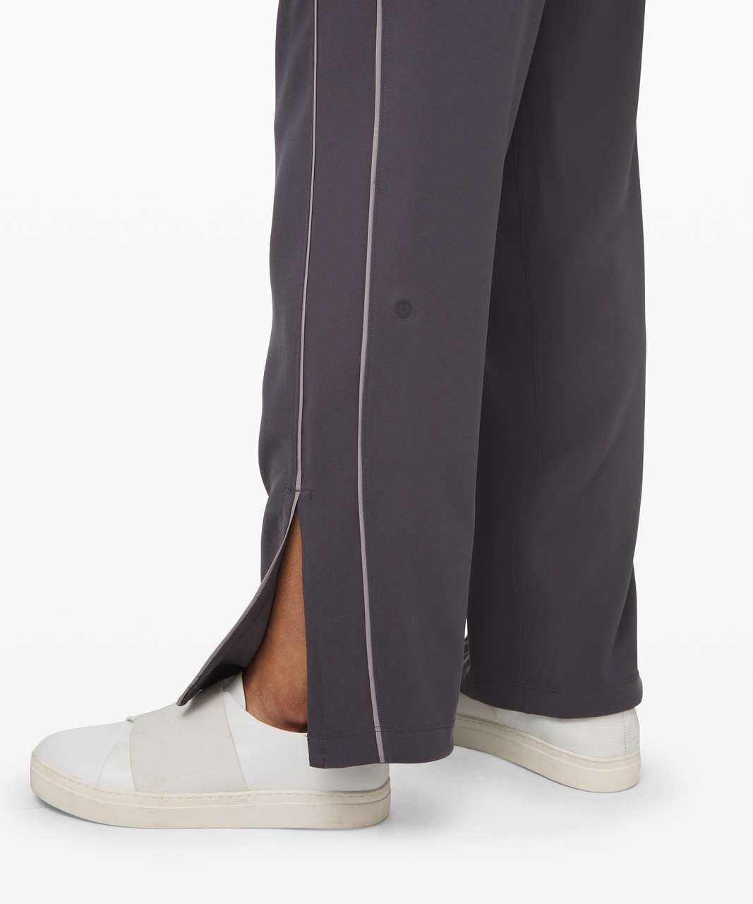 Lululemon On the Right Track Pant - Dark Carbon / Dark Chrome