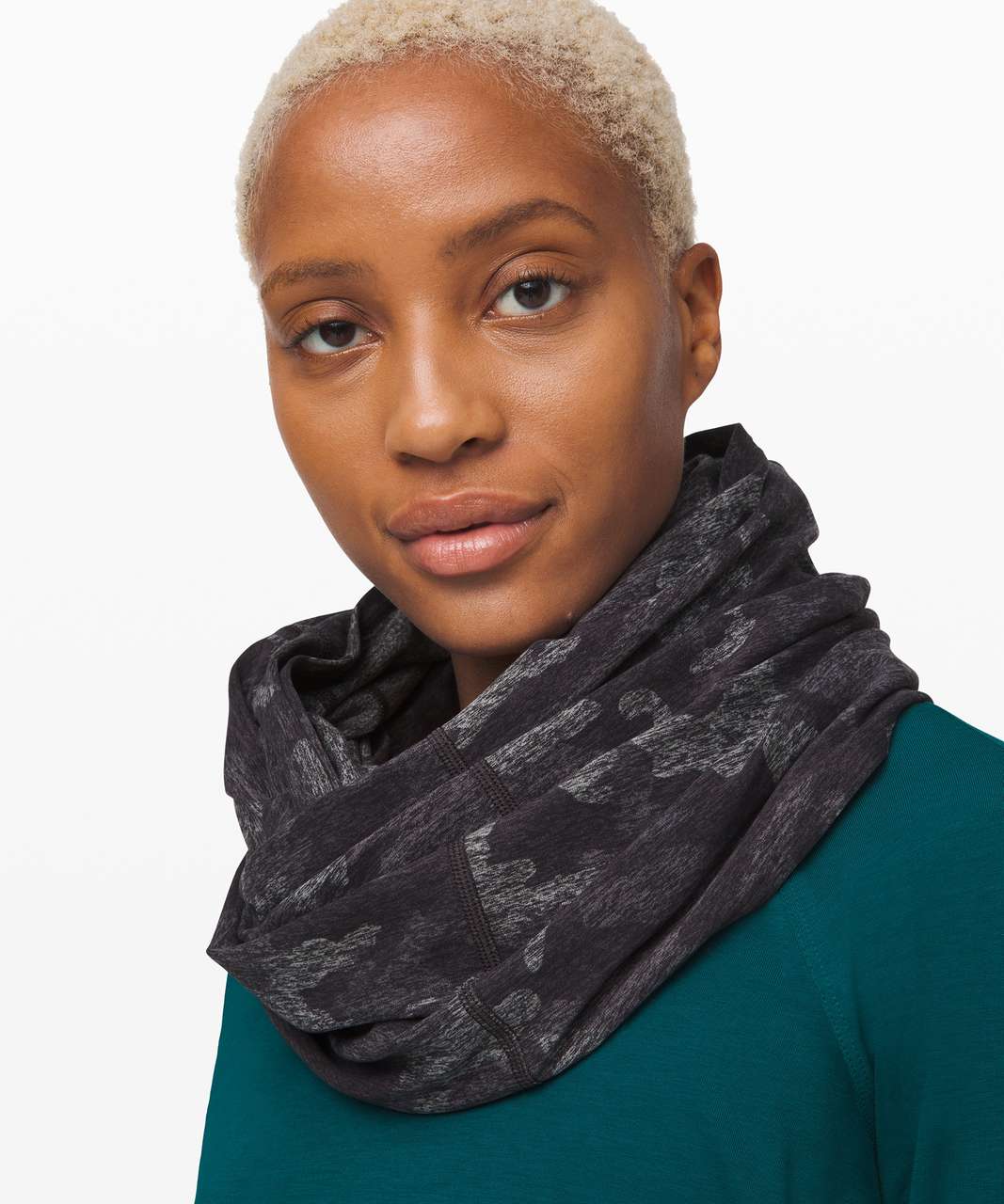 Lululemon Vinyasa Scarf *Rulu - Incognito Camo HTR Black