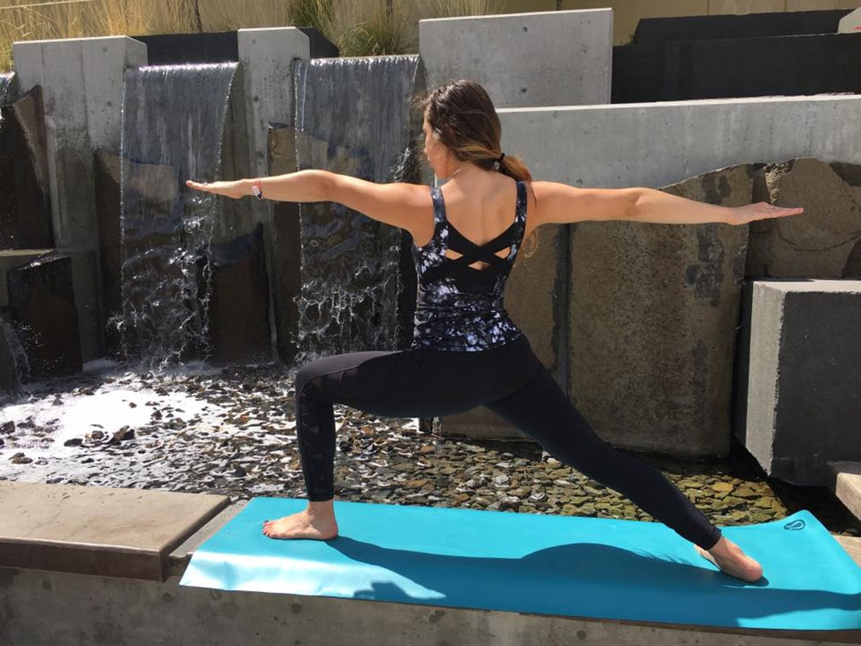 Lululemon Sunshine Salutation Tank - Dusk Dye White Black / Black