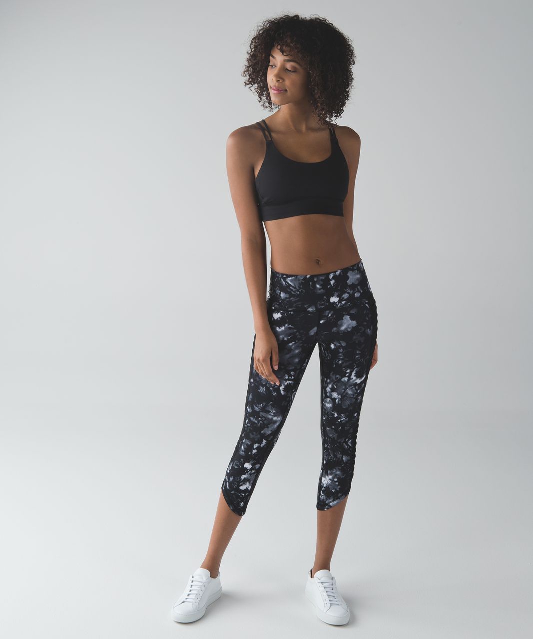 Lululemon Sunshine Salutation Bra - Dusk Dye White Black / Black