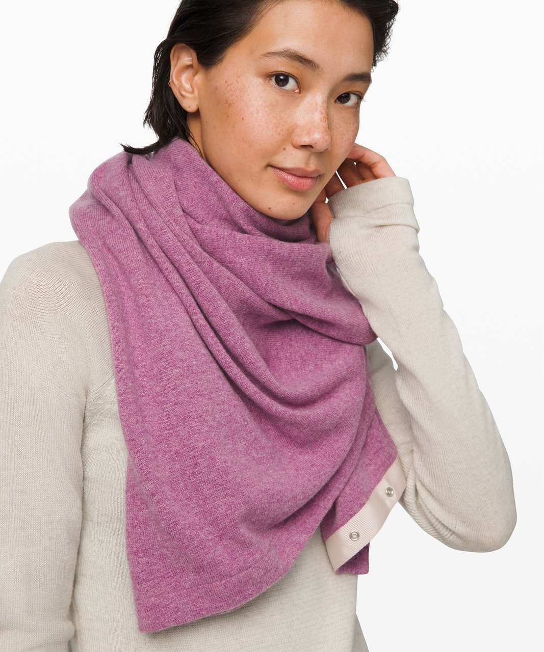 Lululemon Vinyasa Scarf *Cashmere - Pink Taupe