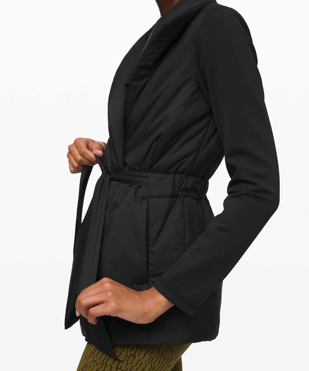 Lululemon Serene Light Wrap - Black