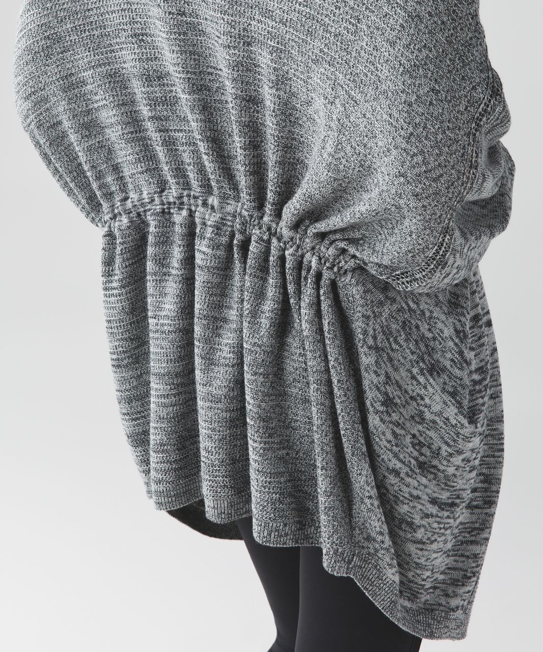 Lululemon Breeze Easy Wrap - Heathered Light Grey / Heathered Deep Coal