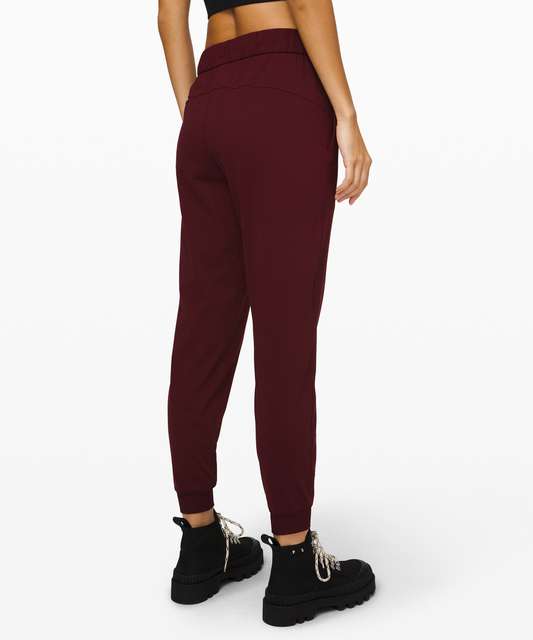 Lululemon On the Fly Jogger *Luxtreme - Black - lulu fanatics