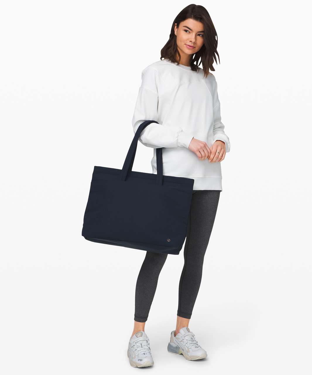 Lululemon On My Level Tote Large 15L - True Navy