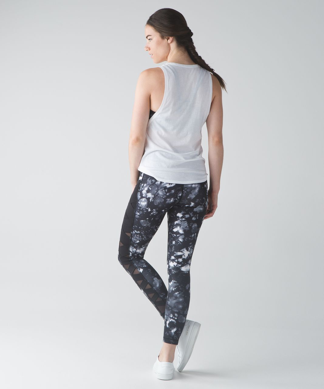 Lululemon Rise and Flow Pant (Full-On Luxtreme) - Dusk Dye White Black / Black