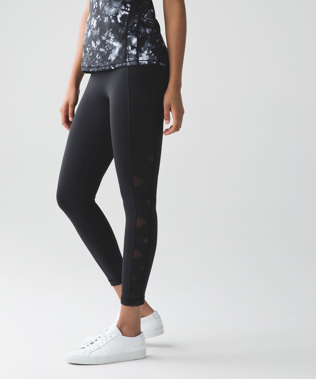 lululemon rise and flow pant