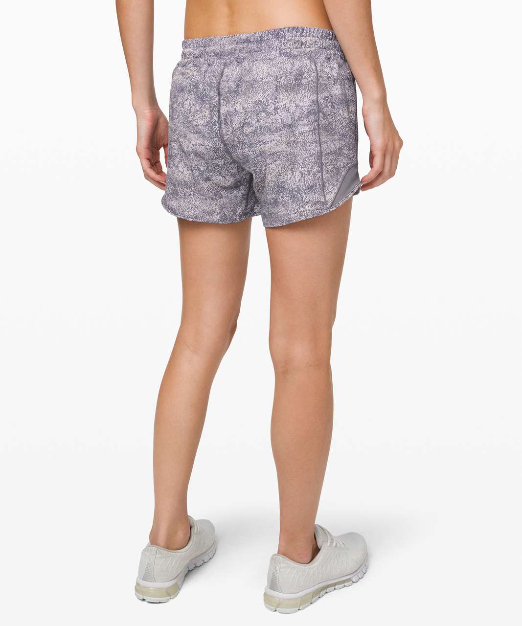 Lululemon Hotty Hot Short II *Long 4" - Frozen Vista Alpine White Multi / Arctic Grey