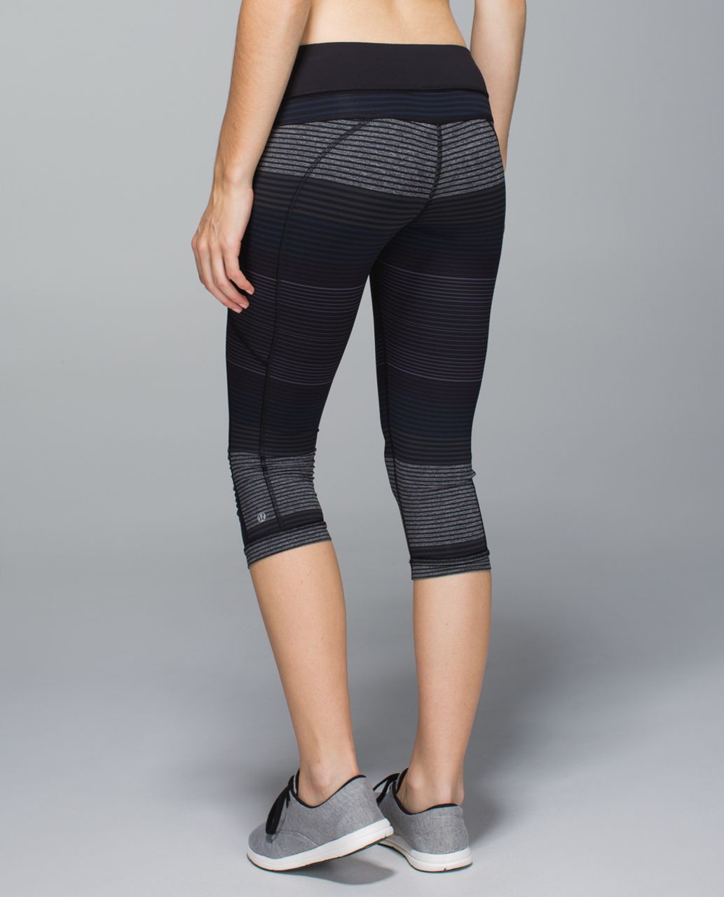 Lululemon Run A Marathon Crop II - Black - lulu fanatics