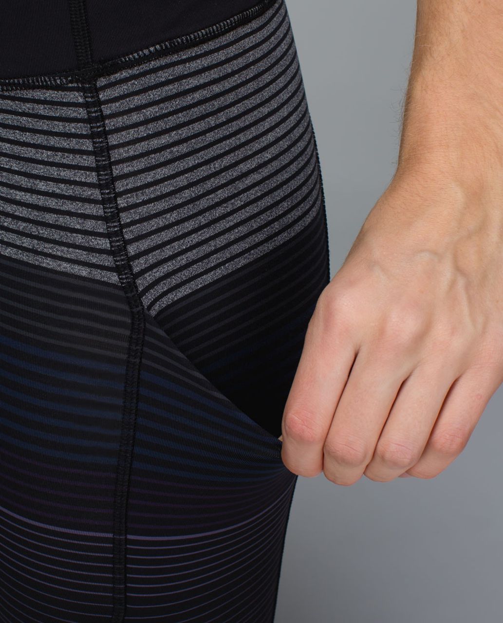 Lululemon Speed Tight II - Om Stripe Black Multi / Black