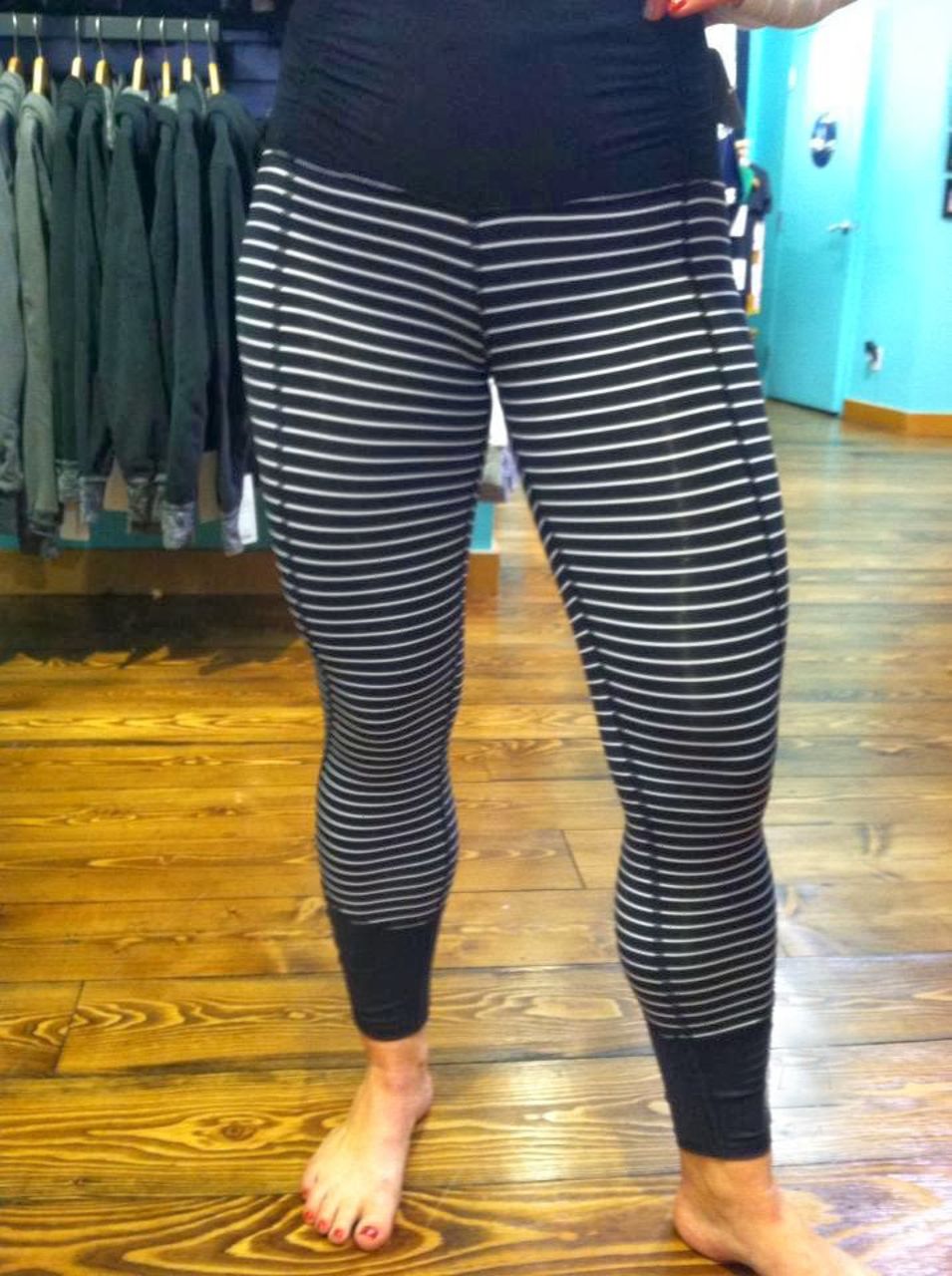 Lululemon Runday Crop - Parallel Stripe