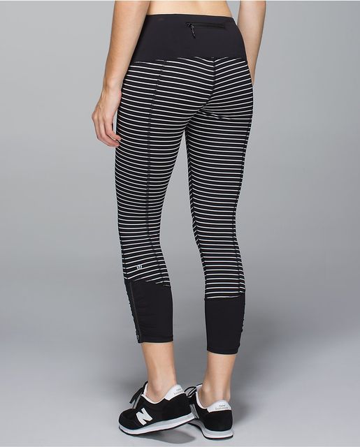 Lululemon Runday Crop - Black - lulu fanatics