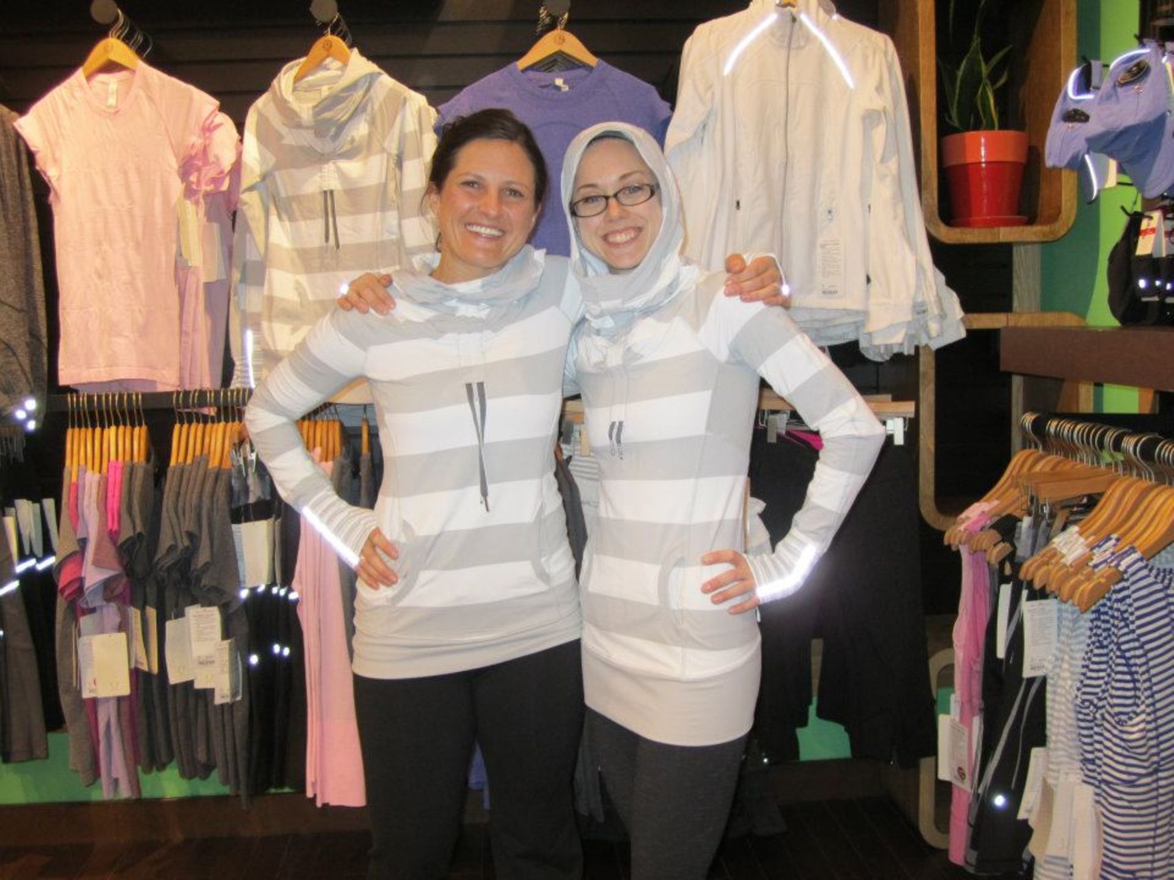 Lululemon Run:  Stay On Course Pullover - Silver Spoon White Bold Stripe /  Silver Spoon /  Silver Spoon White Narrow Bold Multi Se