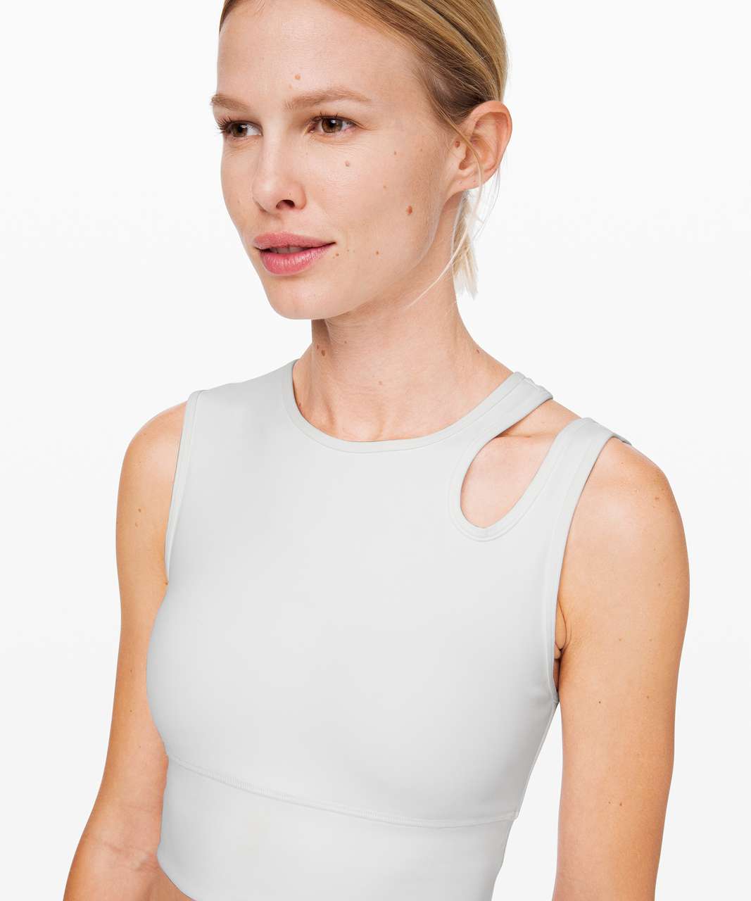 Lululemon Mastered Motion Cropped Tank - White