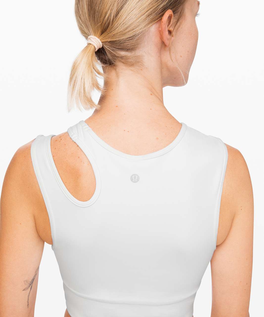 Lululemon Mastered Motion Cropped Tank - White