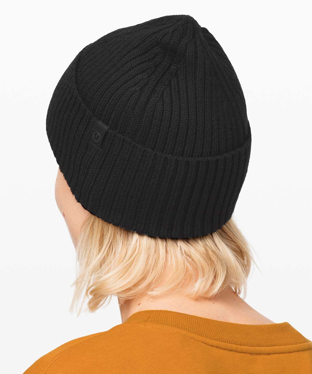 lululemon black beanie