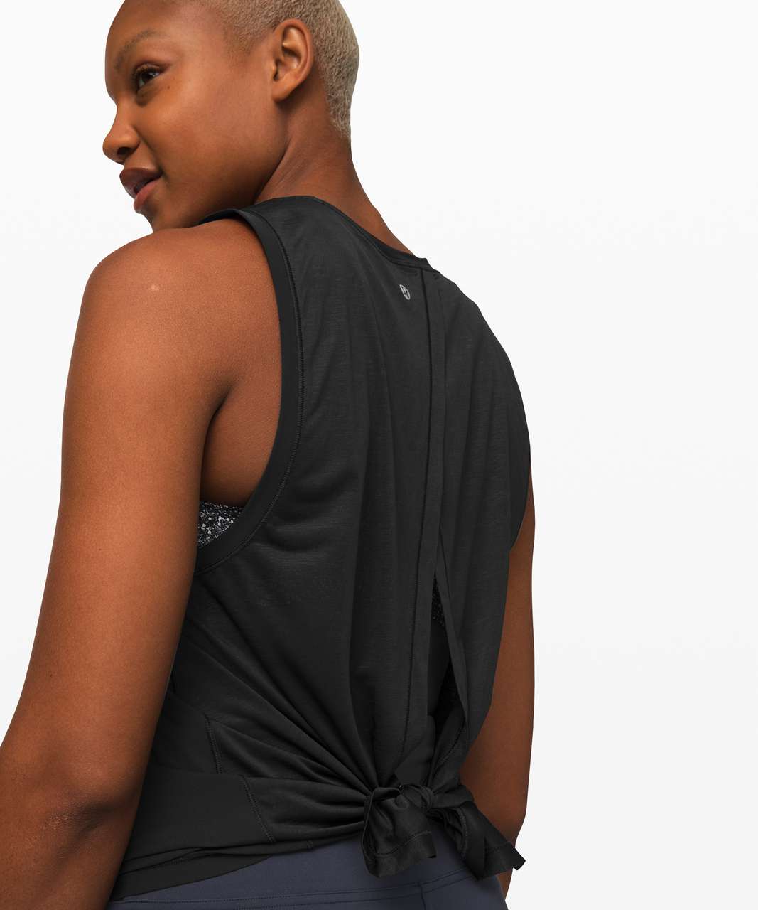 Open back tank top – black