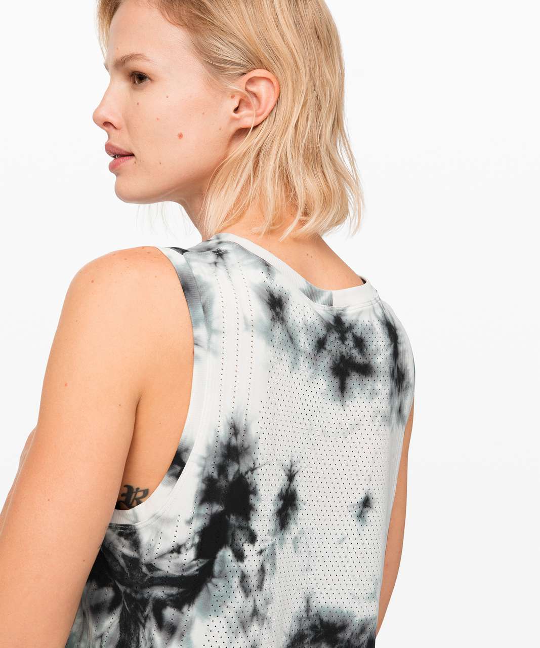 Lululemon Train to Be Tank *Shibori - Deep Coal / Deep Coal