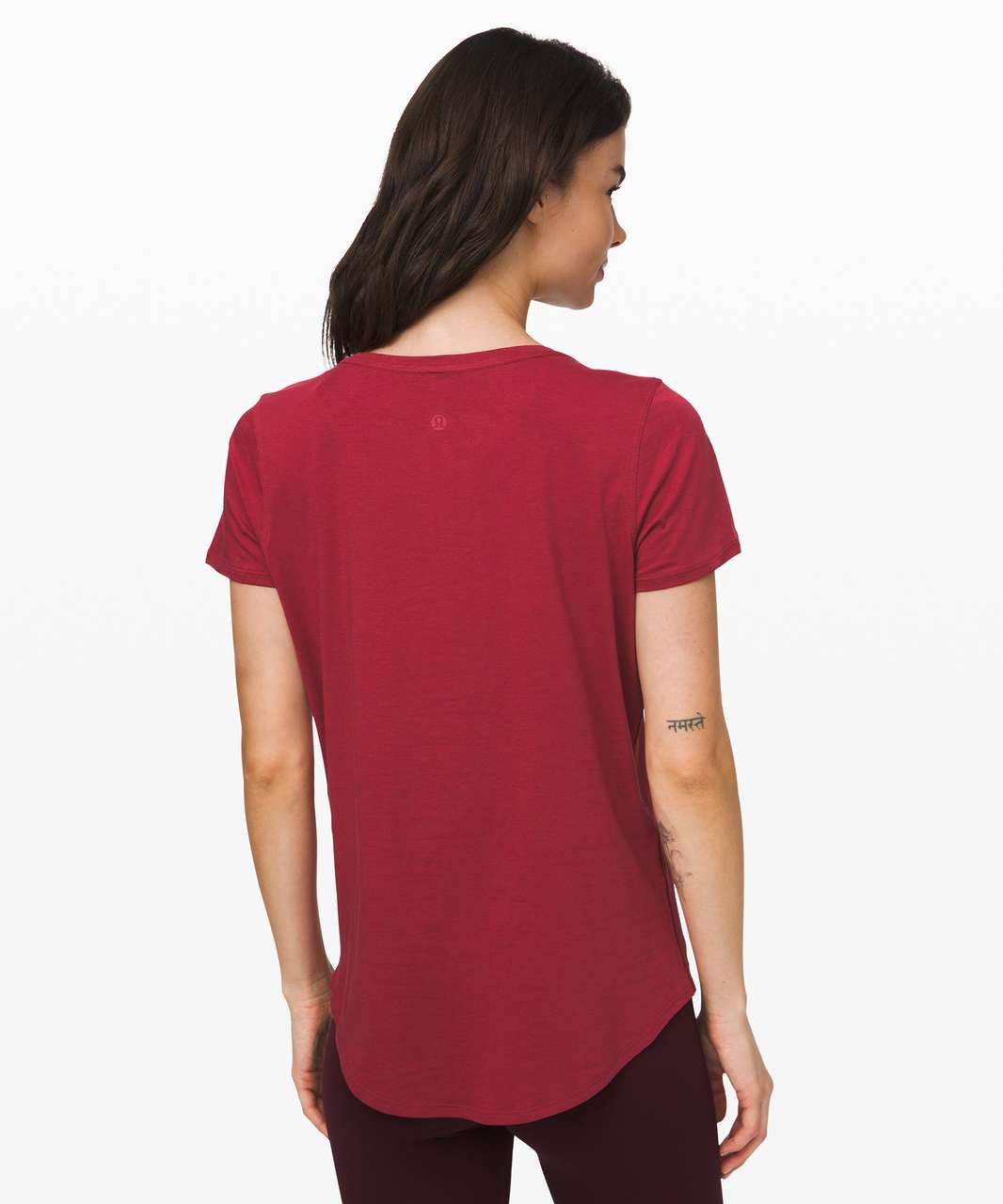 NEW Women Lululemon Swiftly Tech Short Sleeve 2.0 Love Red Size 6 & 8