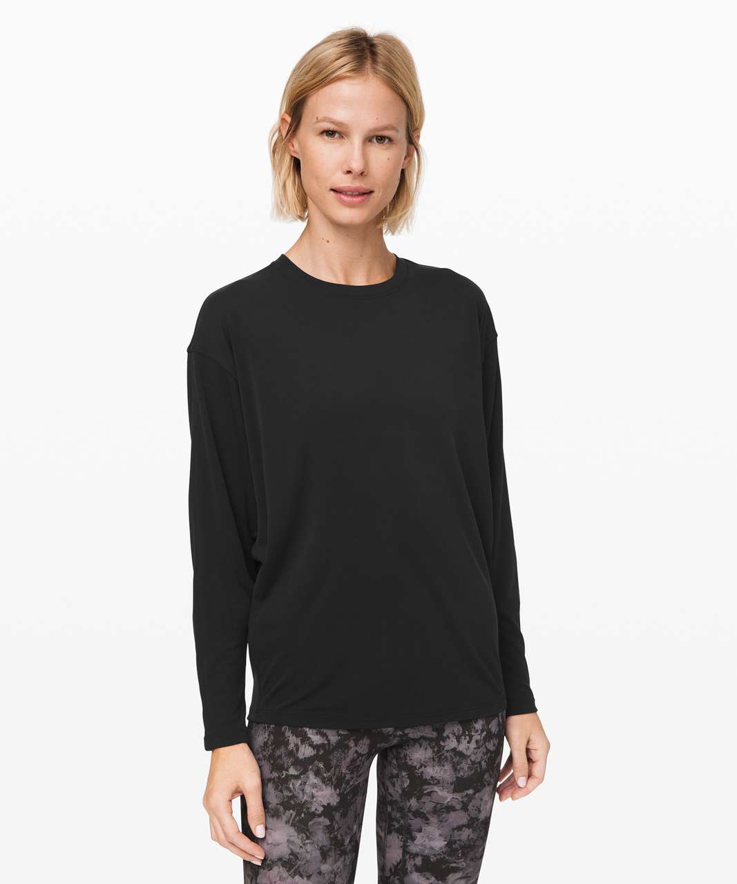 Lululemon Loungeful Crewneck Pullover NWT Size 4 Black Relaxed Fit 4 Way  Stretch