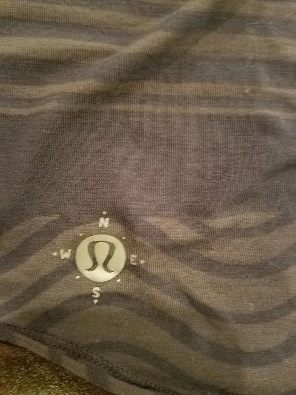 Lululemon True North Tee