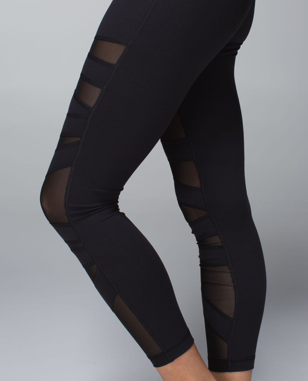 OU Buy & Sell  “Lululemon Black mesh design leggings size 6/8-$40
