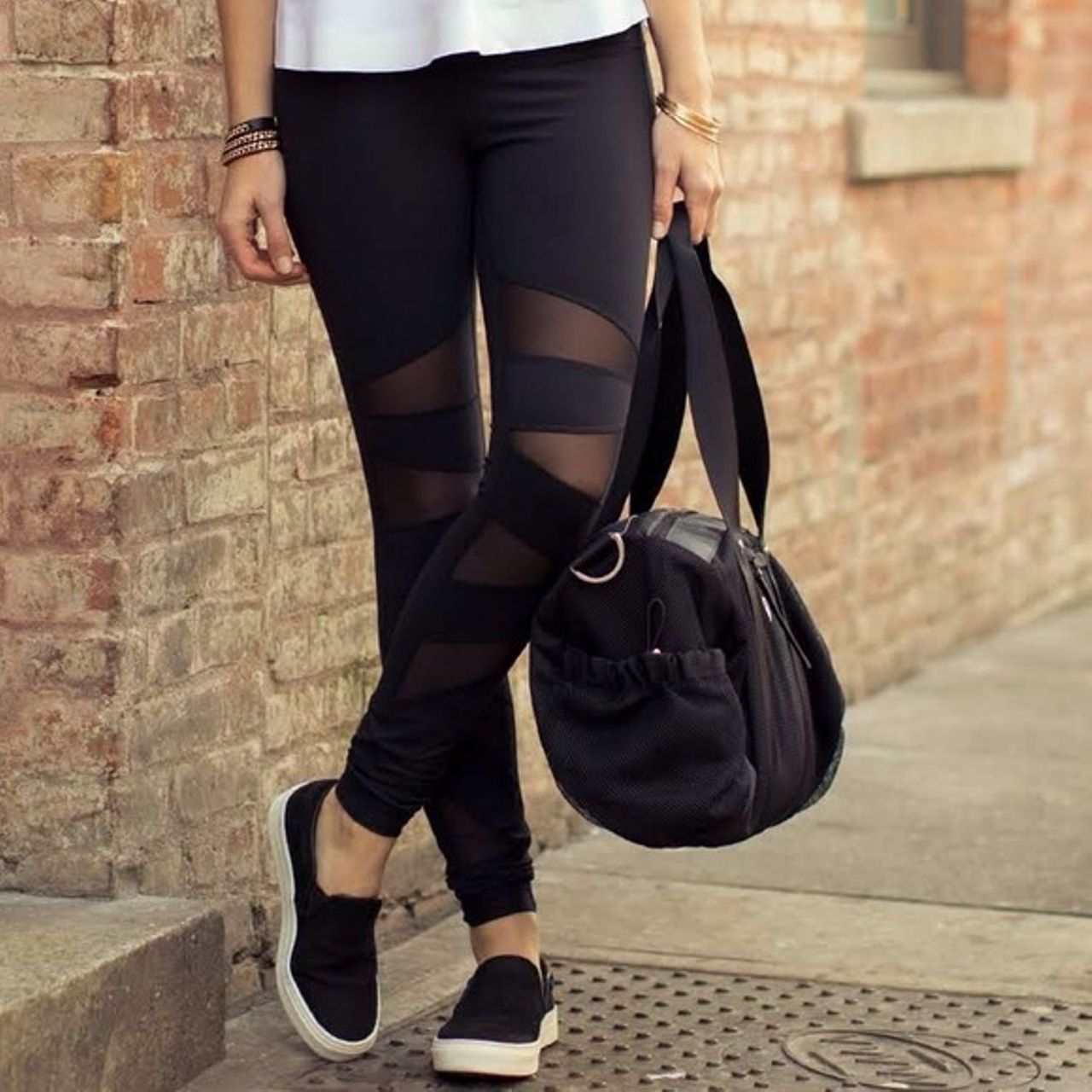 Pattern Lululemon leggings! They have a mesh lining