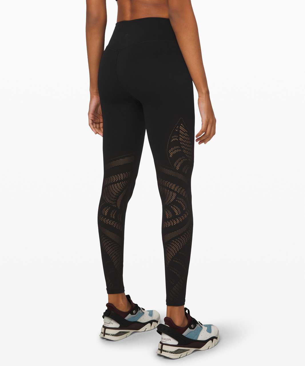 lululemon reveal tight precision