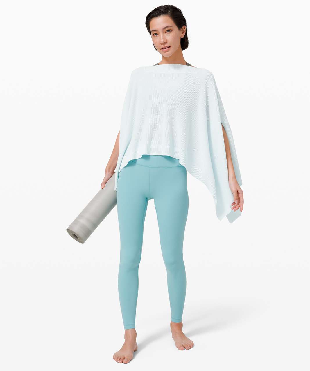 Lululemon Forward Flow Poncho - Almost Blue