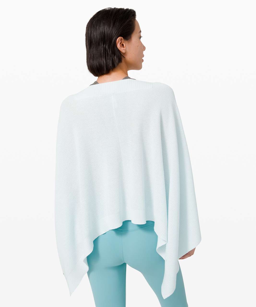 Lululemon Forward Flow Poncho - Almost Blue