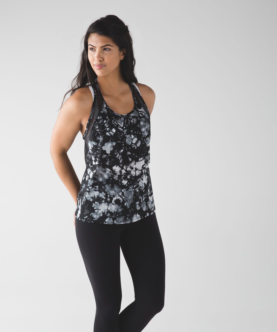 Lululemon Sunshine Salutation Tank - Dusk Dye White Black / Black - lulu  fanatics