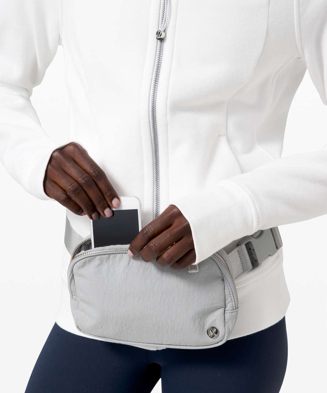 Lululemon Athletica, Lululemon Everywhere Belt Bag 1L (Silver Drop/White)