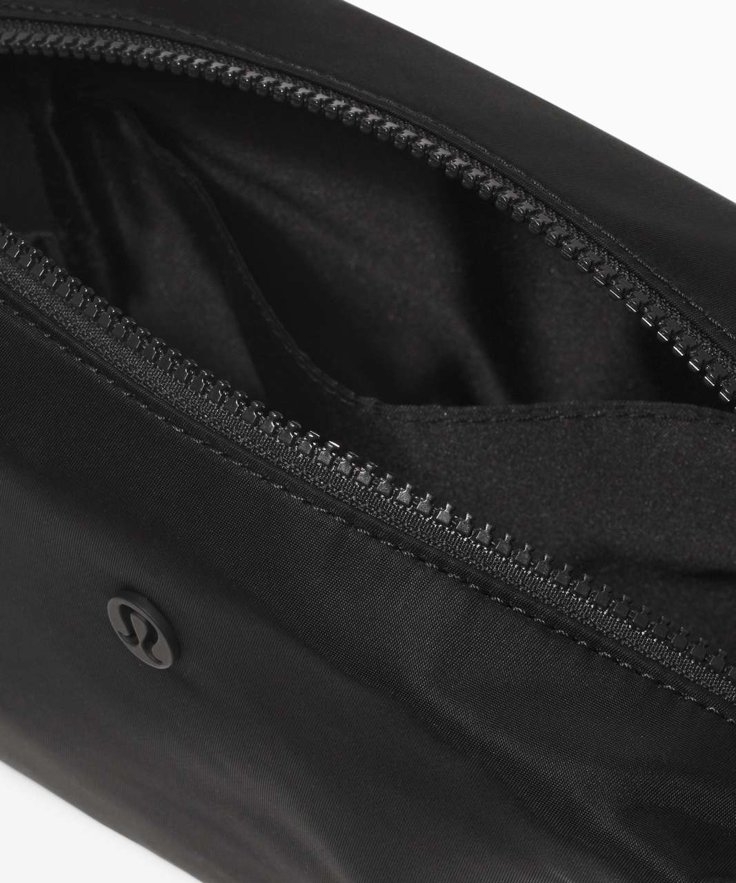 Lululemon All Your Small Things Pouch *4L - Black (Second Release)