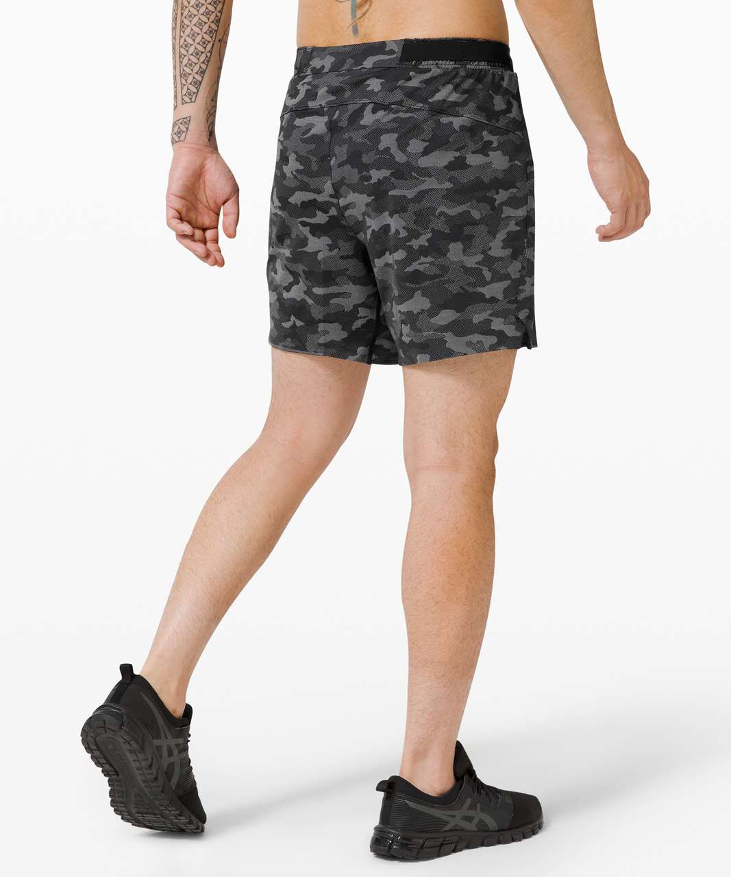 Lululemon T.H.E. Short Men Medium 30x9.5 Variegated Camo Max Dark Linerless  - AbuMaizar Dental Roots Clinic