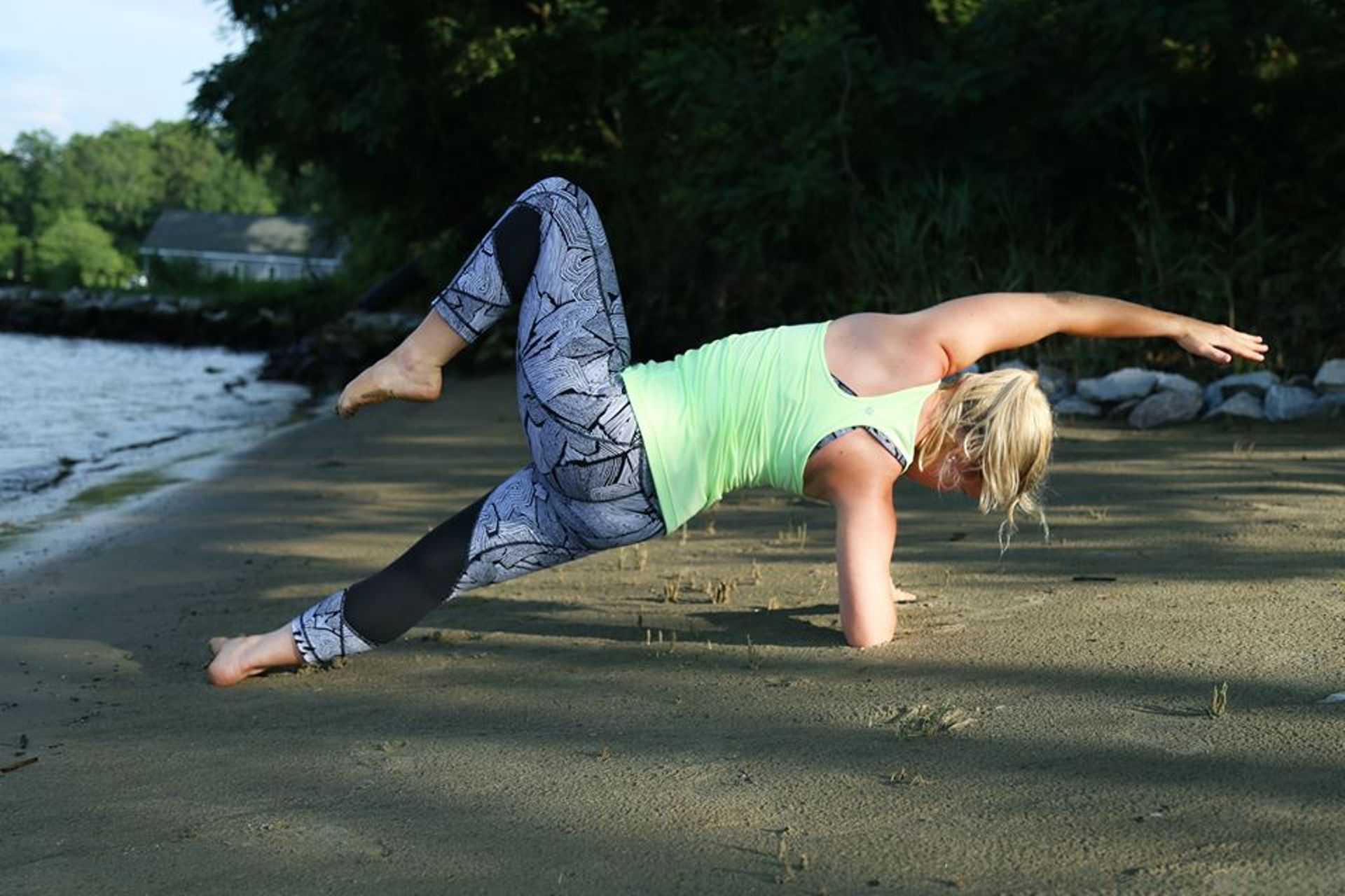 Lululemon Pace Rival Crop (Full-On Luxtreme) - Dottie Tribe White