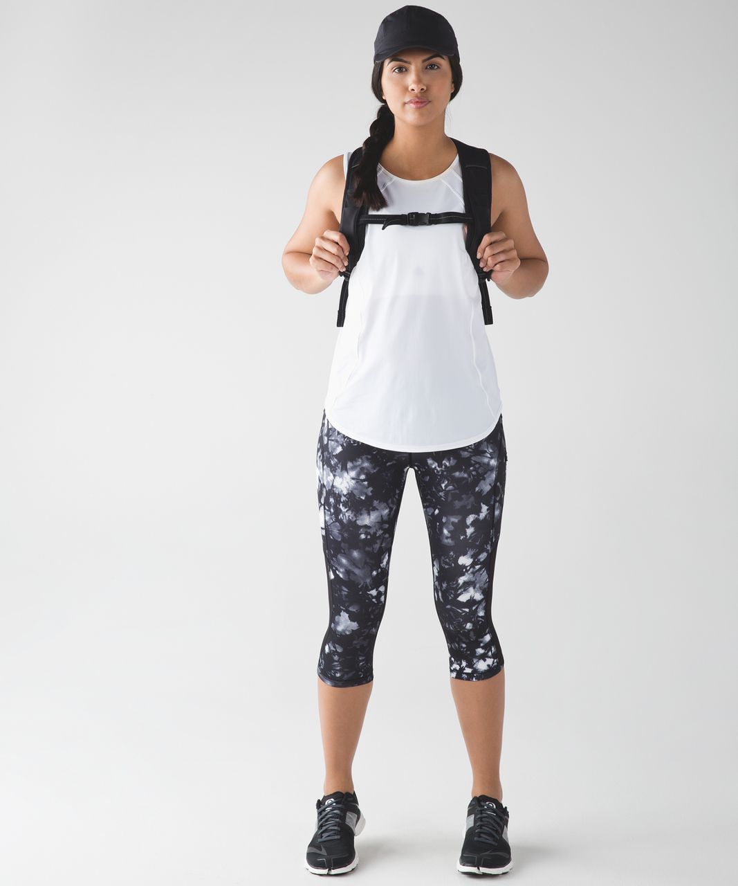 Lululemon Sun Runner Crop - Dusk Dye White Black / Black