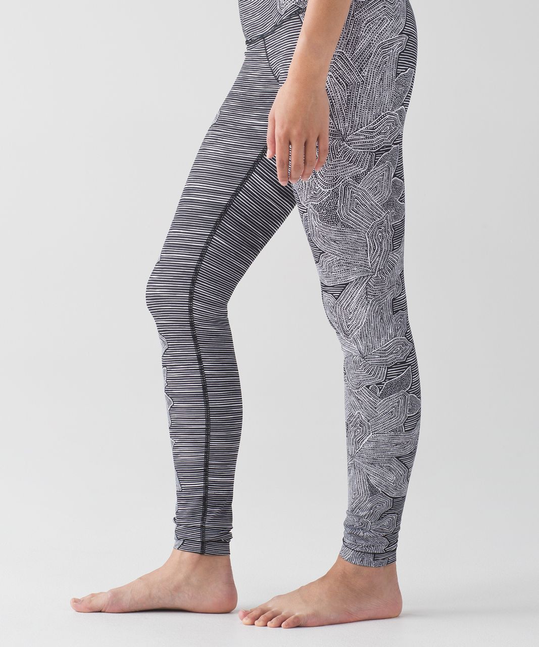 Lululemon Wunder Under Pant (Hi-Rise) - Dottie Tribe White Black