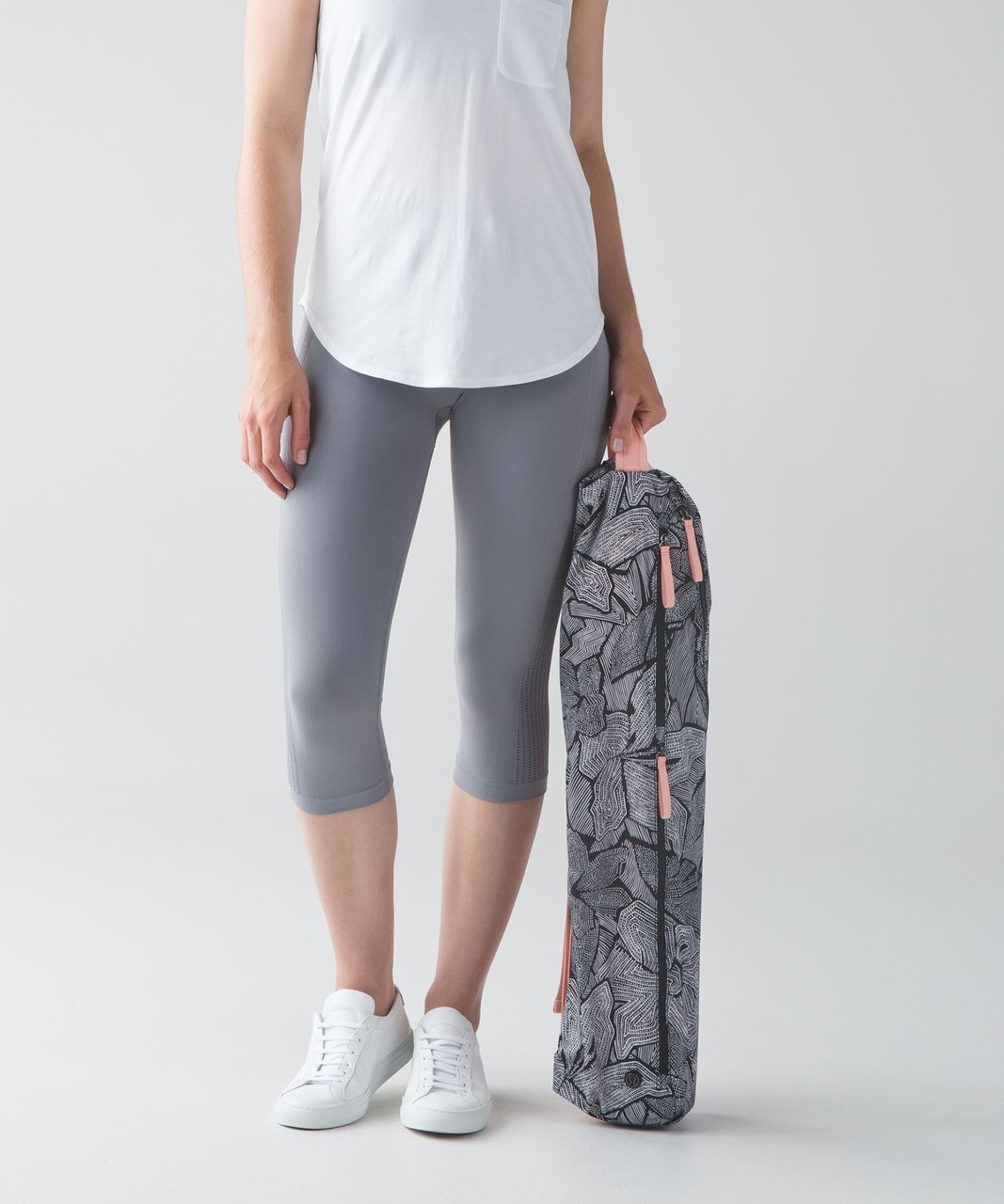 Lululemon The Yoga Bag *14L - Dottie Tribe White Black - lulu fanatics