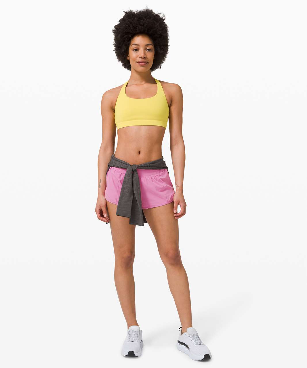 Moonlit Magenta Flow y bra (8) & Hotty hot 4” short (2) : r/lululemon