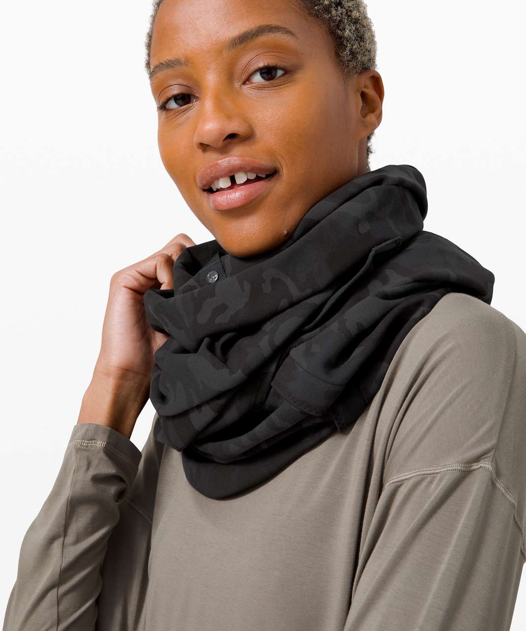 lululemon vinyasa scarf review