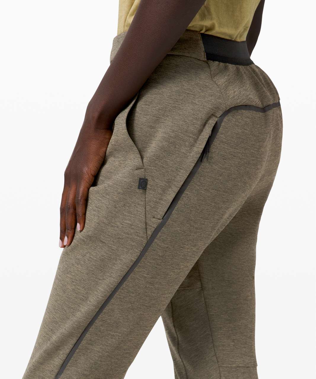 Lululemon Refract Jogger 29" *lululemon lab - Hazy Gold / Black