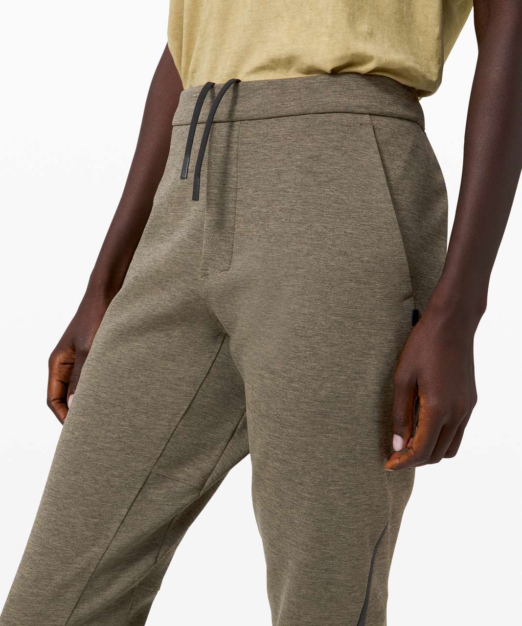 Lululemon Refract Jogger 29" *lululemon lab - Hazy Gold / Black