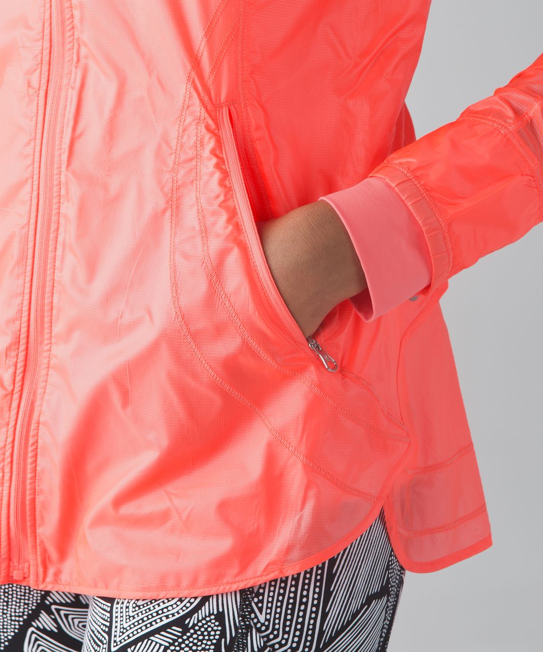 Lululemon Goal Crusher Jacket - Grapefruit