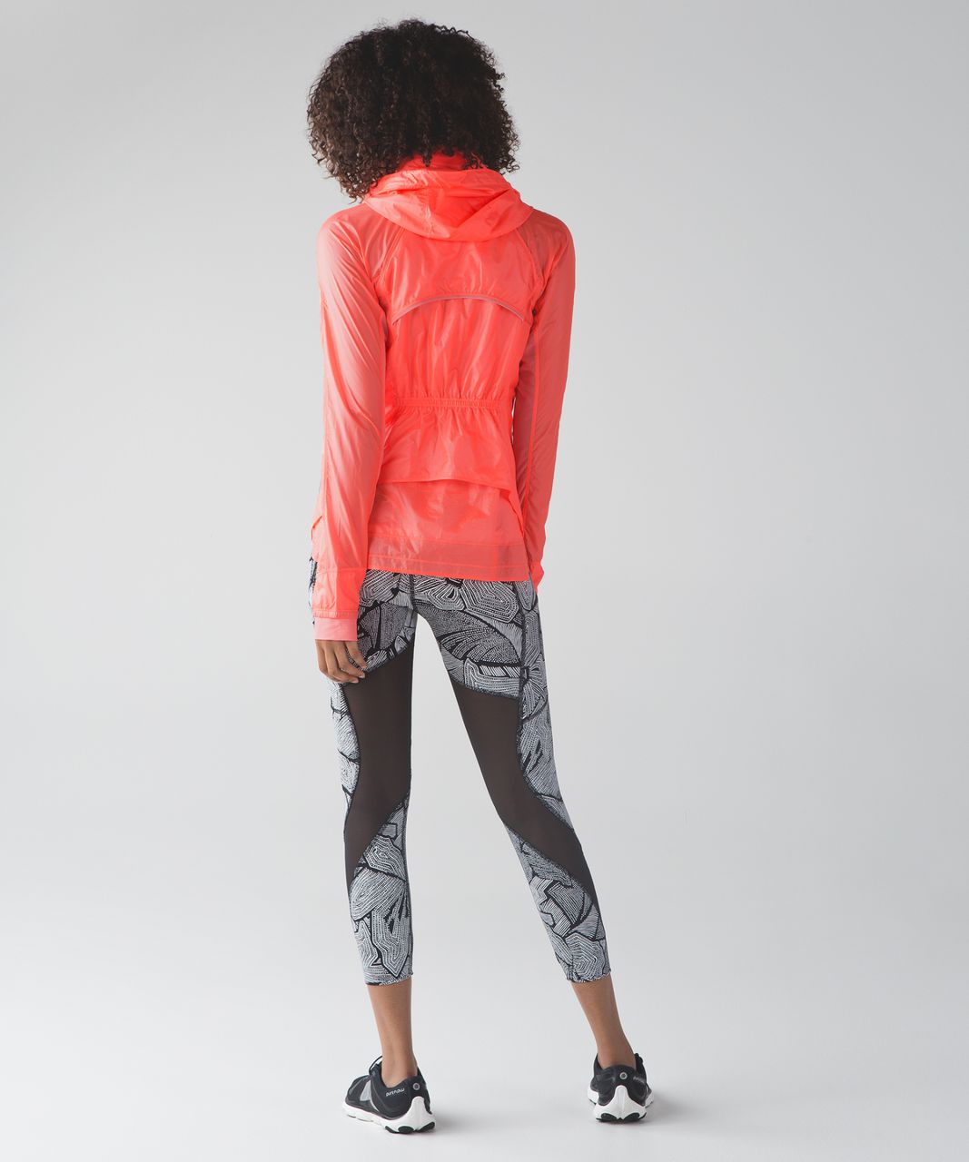 Lululemon Goal Crusher Jacket - Grapefruit