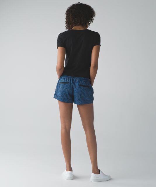 Lululemon Spring Break Away Short II - Black - lulu fanatics