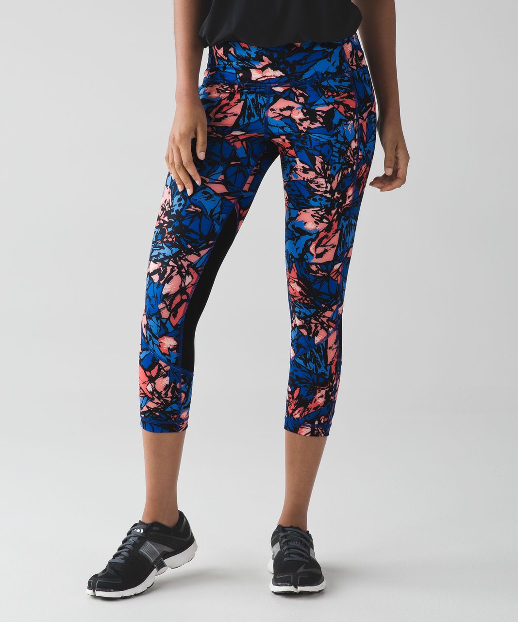 Lululemon Pace Rival Crop - Paint Storm Harbor Blue Multi / Black