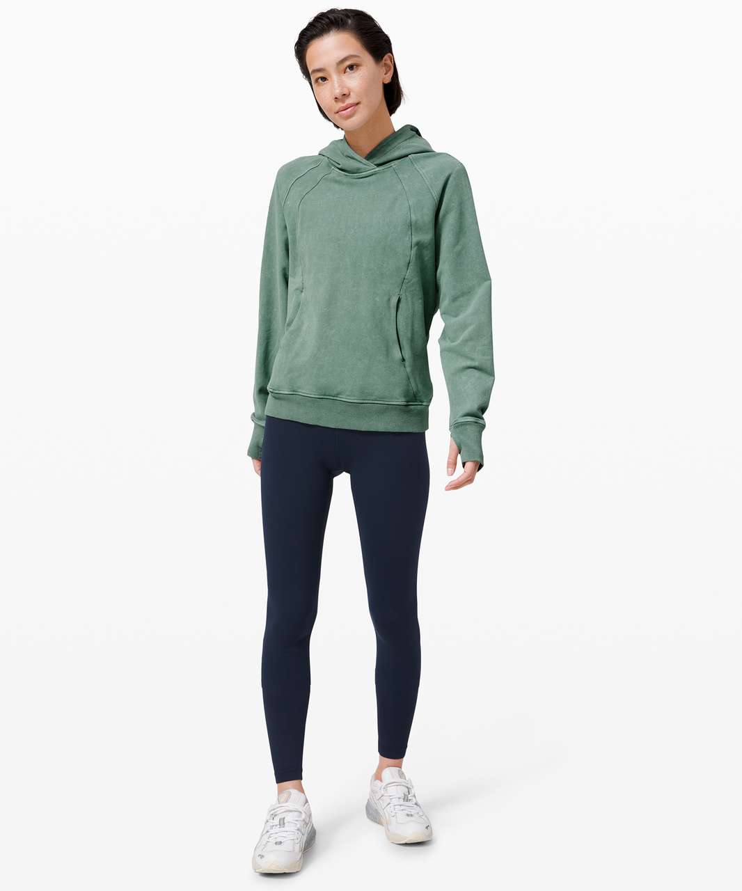 Tidewater teal vs grey sage scuba half zips : r/lululemon